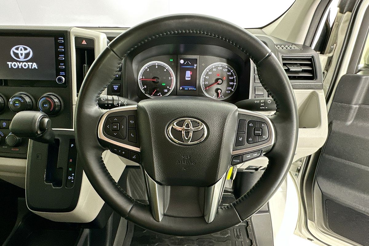 2022 Toyota Hiace SLWB COMMUTER (12 SEATS) GDH322R