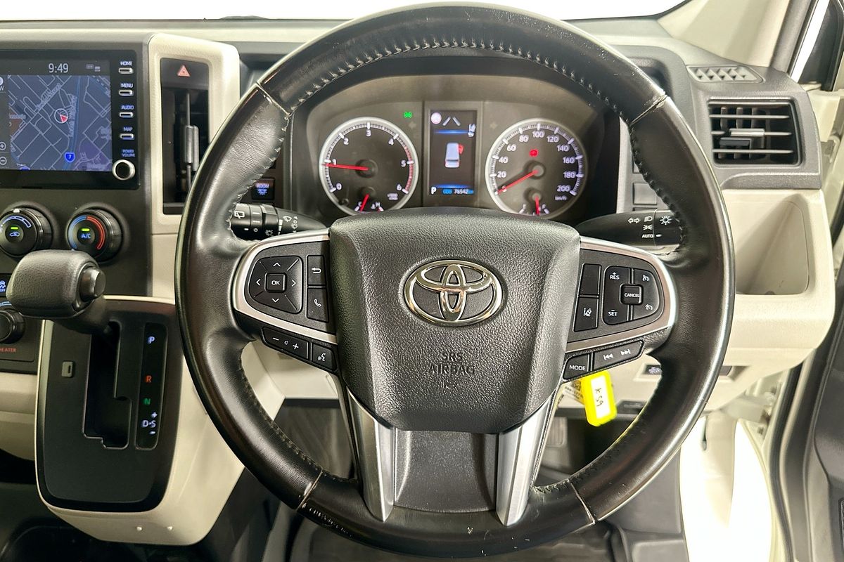 2021 Toyota Hiace SLWB COMMUTER (12 SEATS) GDH322R