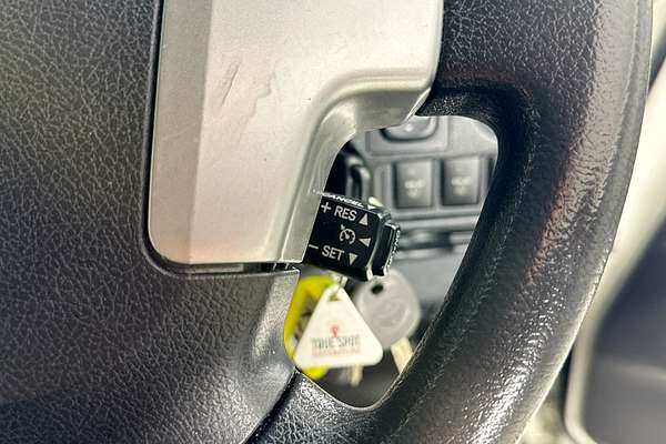 2017 Toyota Hiace COMMUTER (12 SEATS) KDH223R MY16