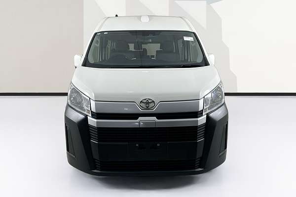 2021 Toyota HIACE SLWB COMMUTER (12 SEATS) GDH322R