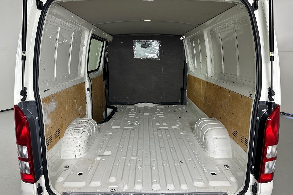 2016 Toyota HIACE LWB KDH201R MY16 LWB