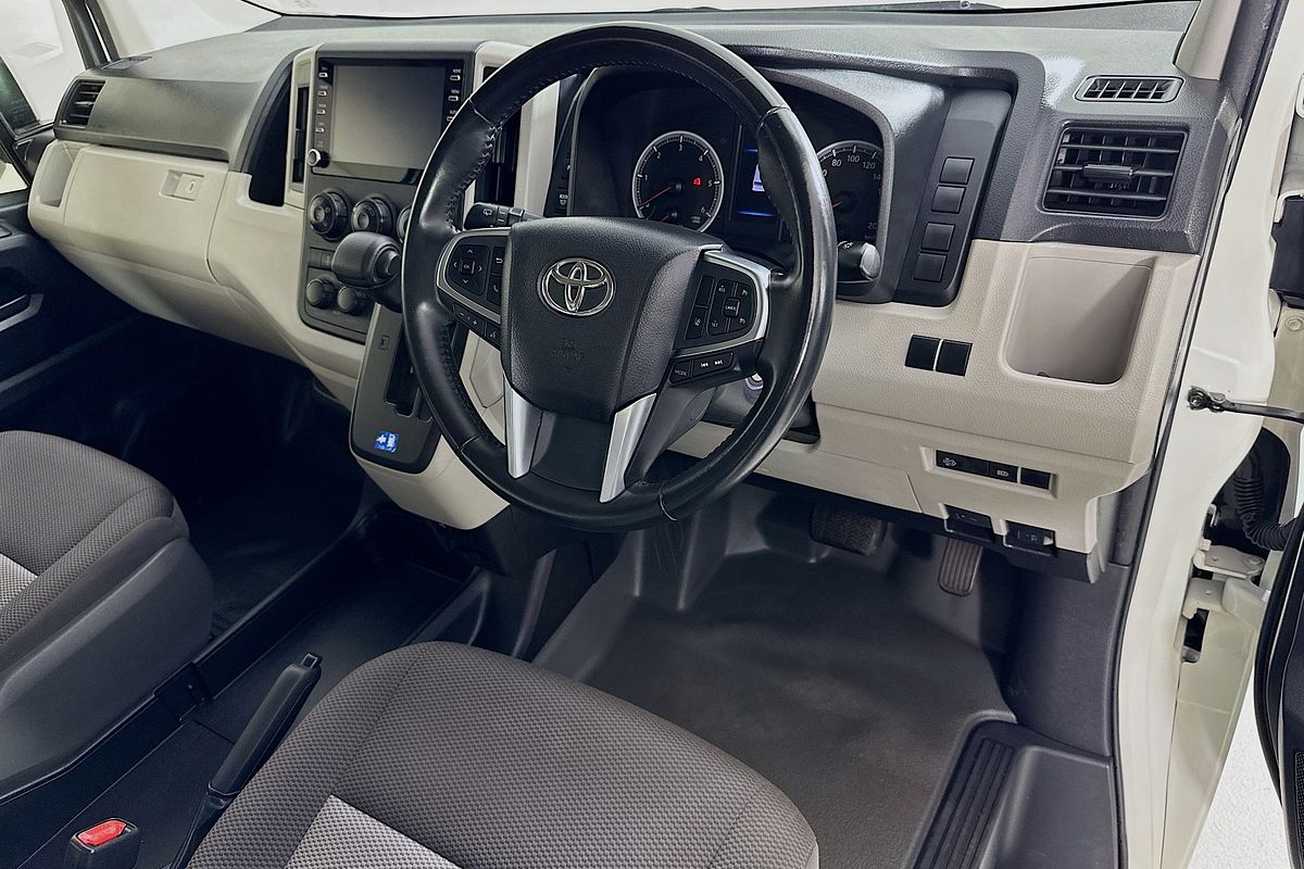 2021 Toyota HIACE SLWB COMMUTER (12 SEATS) GDH322R