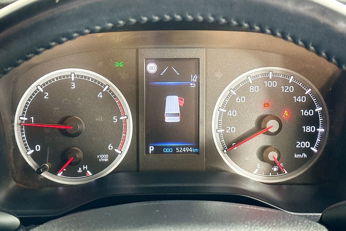 2021 Toyota Hiace SLWB COMMUTER (12 SEATS) GDH322R