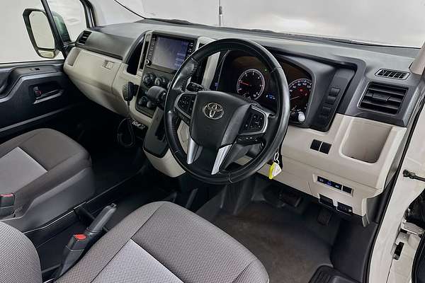 2021 Toyota Hiace SLWB COMMUTER (12 SEATS) GDH322R