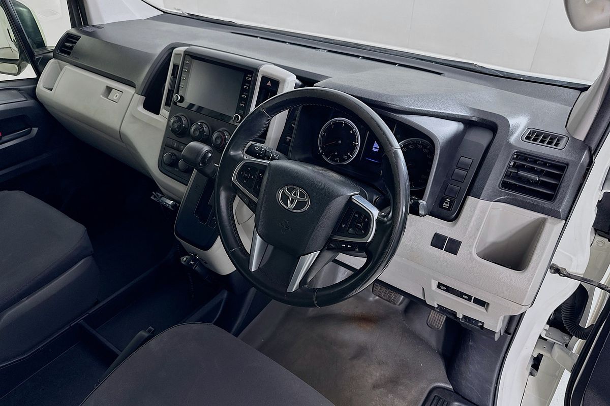 2020 Toyota Hiace COMMUTER (12 SEATS) GDH322R