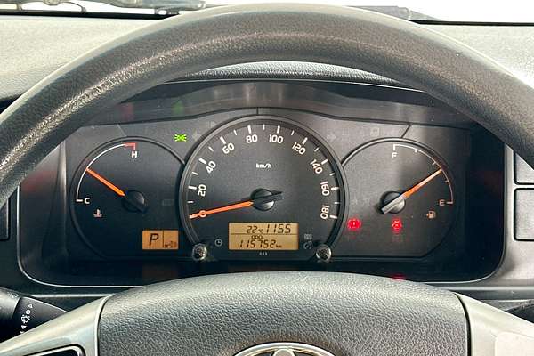 2018 Toyota HIACE COMMUTER KDH223R MY16 ELWB High Roof