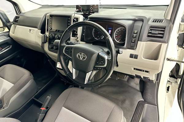 2021 Toyota Hiace SLWB COMMUTER (12 SEATS) GDH322R
