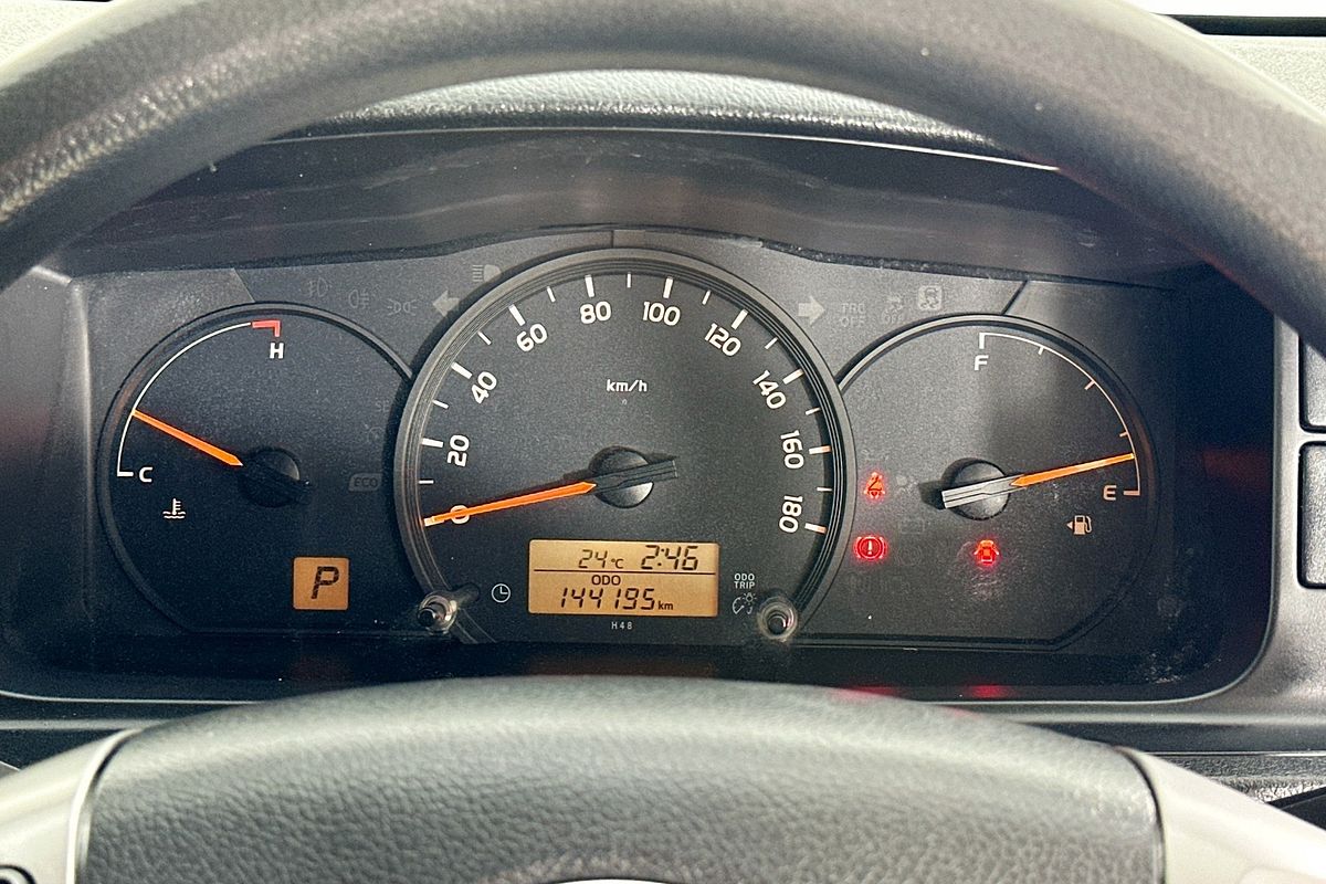 2016 Toyota HIACE LWB TRH201R MY16 LWB