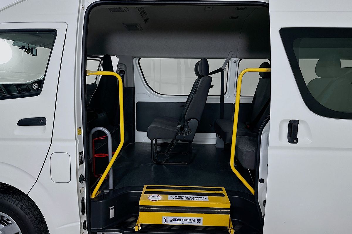 2011 Toyota HIACE COMMUTER KDH223R MY11 UPGRADE