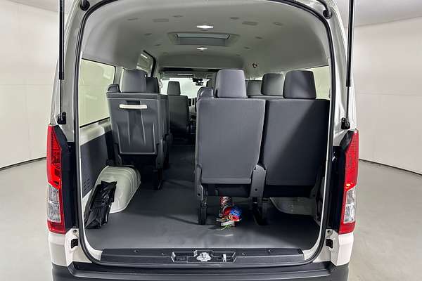 2025 Toyota Hiace SLWB COMMUTER (12 SEATS) GDH322R