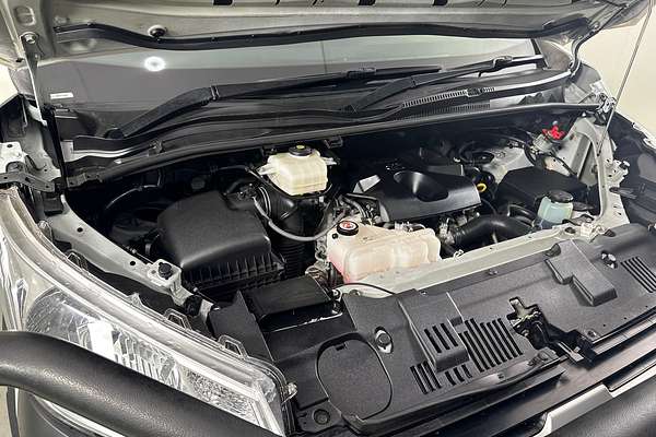 2022 Toyota Hiace SLWB COMMUTER (12 SEATS) GDH322R