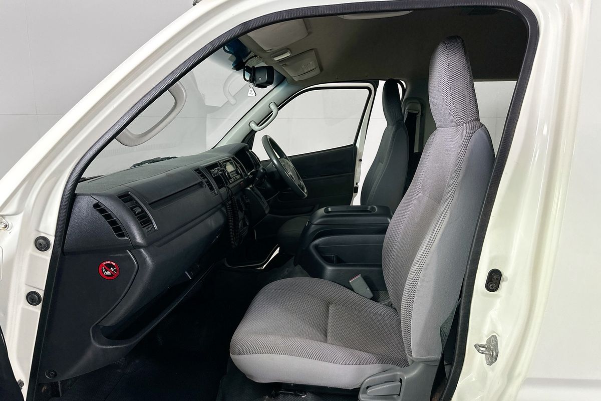 2017 Toyota Hiace COMMUTER (12 SEATS) KDH223R MY16