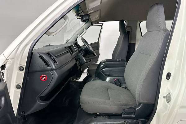 2014 Toyota Hiace COMMUTER KDH223R MY12 UPGRADE