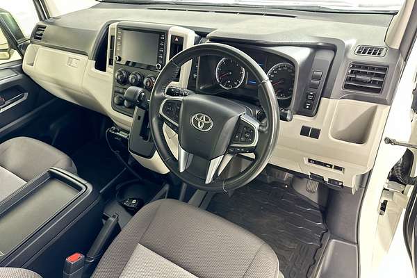 2023 Toyota Hiace SLWB COMMUTER (12 SEATS) GDH322R