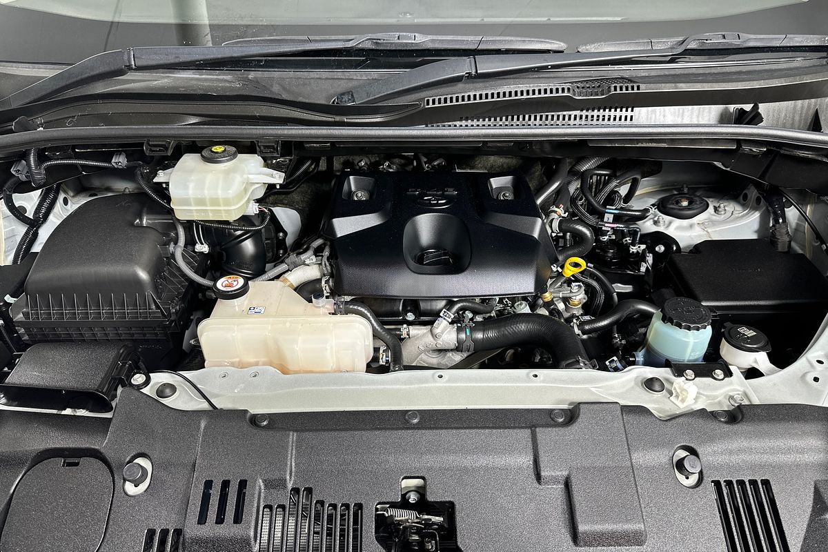 2019 Toyota HIACE LWB GDH300R REAR WHEEL DRIVE LWB
