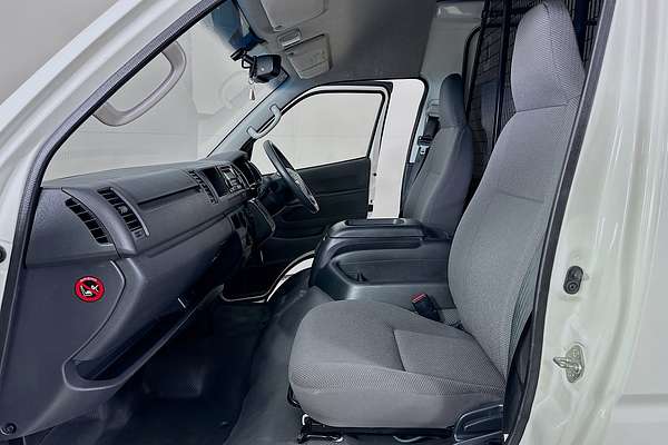 2016 Toyota HIACE SLWB KDH221R MY16
