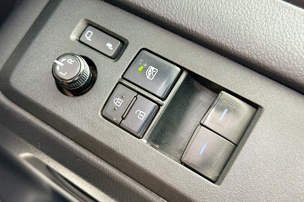 2020 Toyota Hiace COMMUTER (12 SEATS) GDH322R