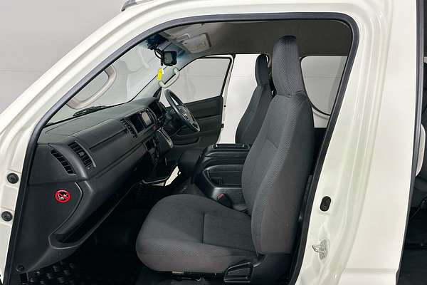 2018 Toyota Hiace COMMUTER (12 SEATS) KDH223R MY16
