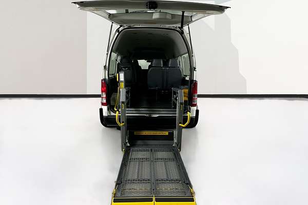 2011 Toyota HIACE COMMUTER KDH223R MY11 UPGRADE