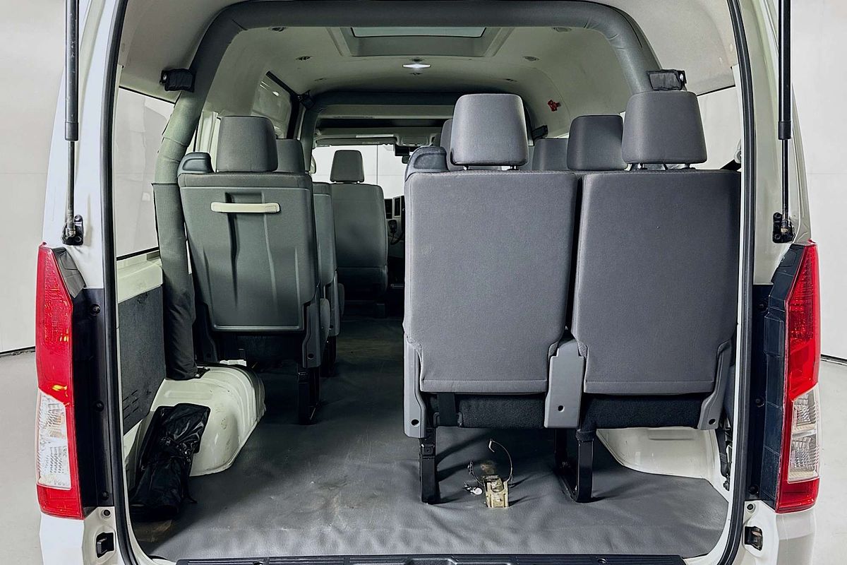 2020 Toyota HIACE Commuter GDH322R