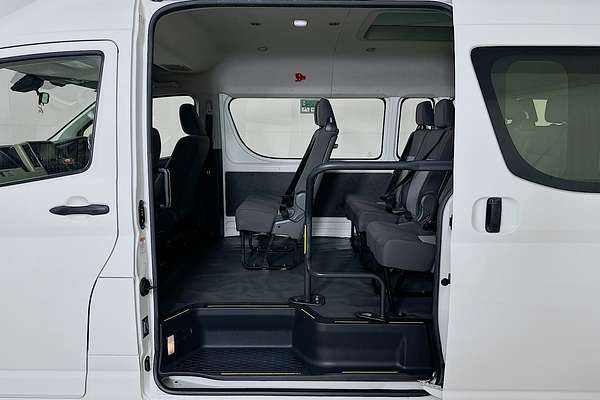 2021 Toyota HIACE SLWB COMMUTER (12 SEATS) GDH322R