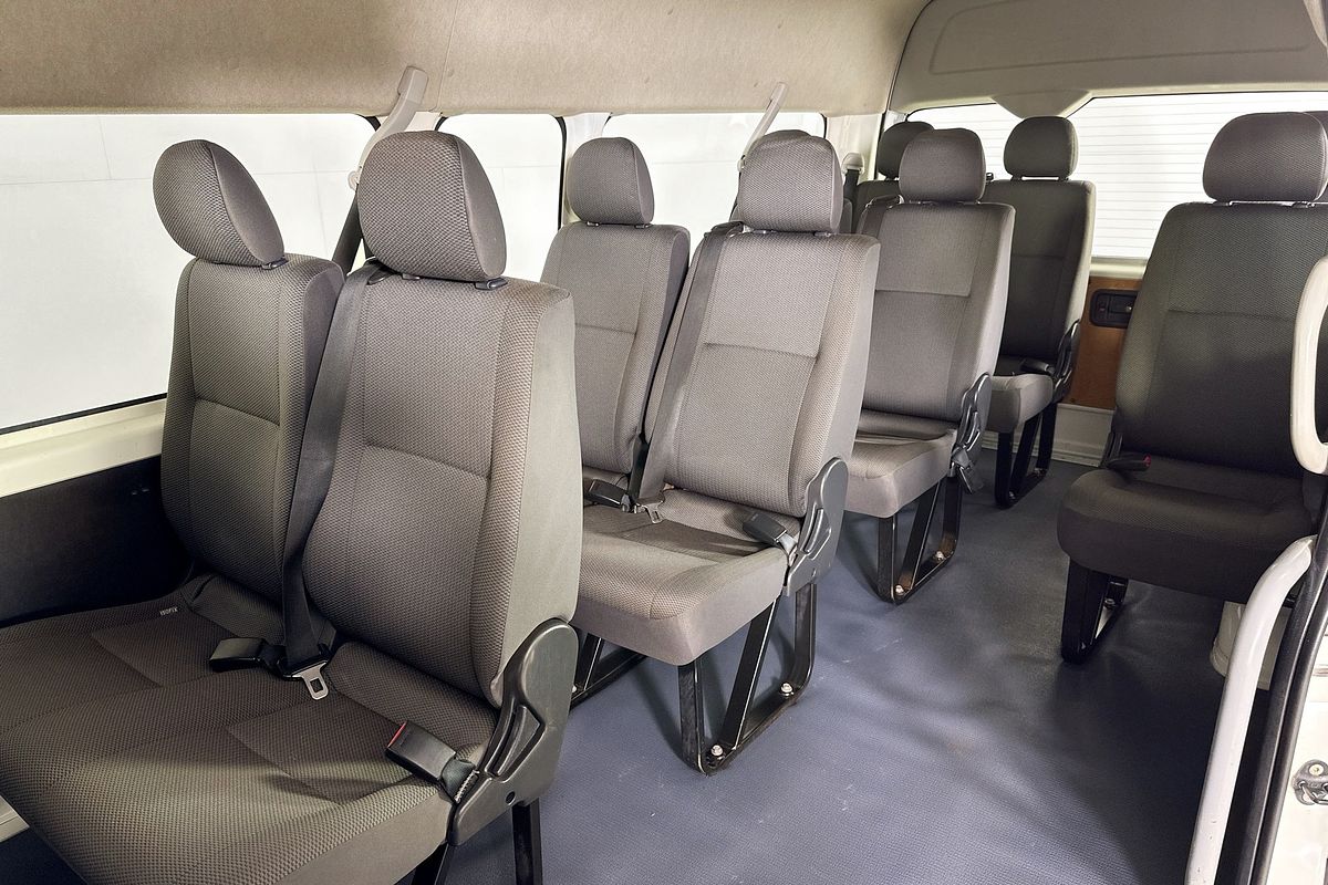 2019 Toyota HIACE COMMUTER KDH223R MY16 ELWB