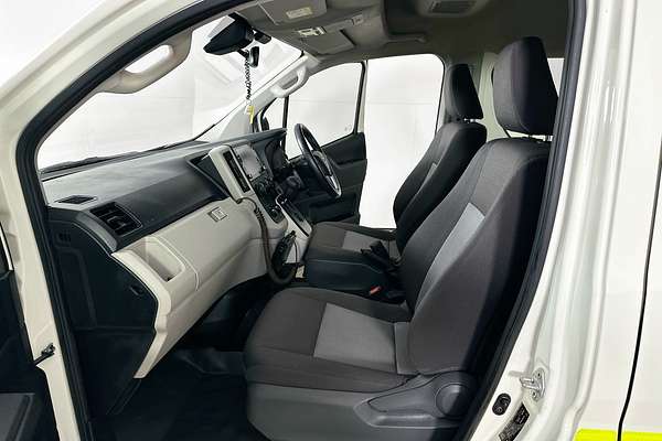 2021 Toyota Hiace SLWB COMMUTER (12 SEATS) GDH322R