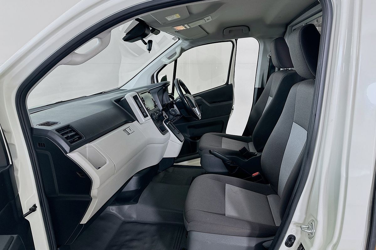 2020 Toyota HIACE LWB GDH300R LWB