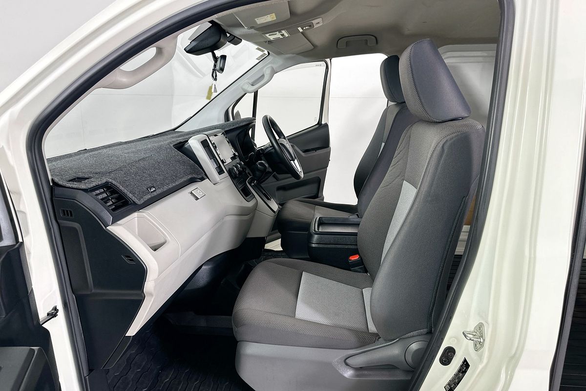 2023 Toyota HIACE LWB GDH300R LWB