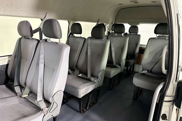 2017 Toyota Hiace COMMUTER (12 SEATS) KDH223R MY16