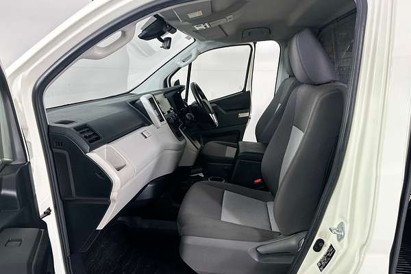2020 Toyota Hiace LWB GDH300R