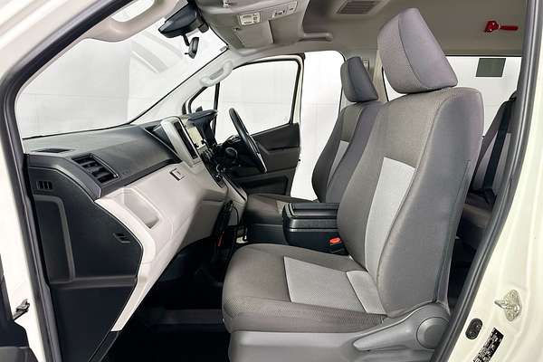 2023 Toyota Hiace SLWB COMMUTER (12 SEATS) GDH322R