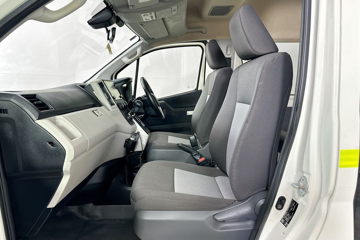 2020 Toyota Hiace COMMUTER (12 SEATS) GDH322R