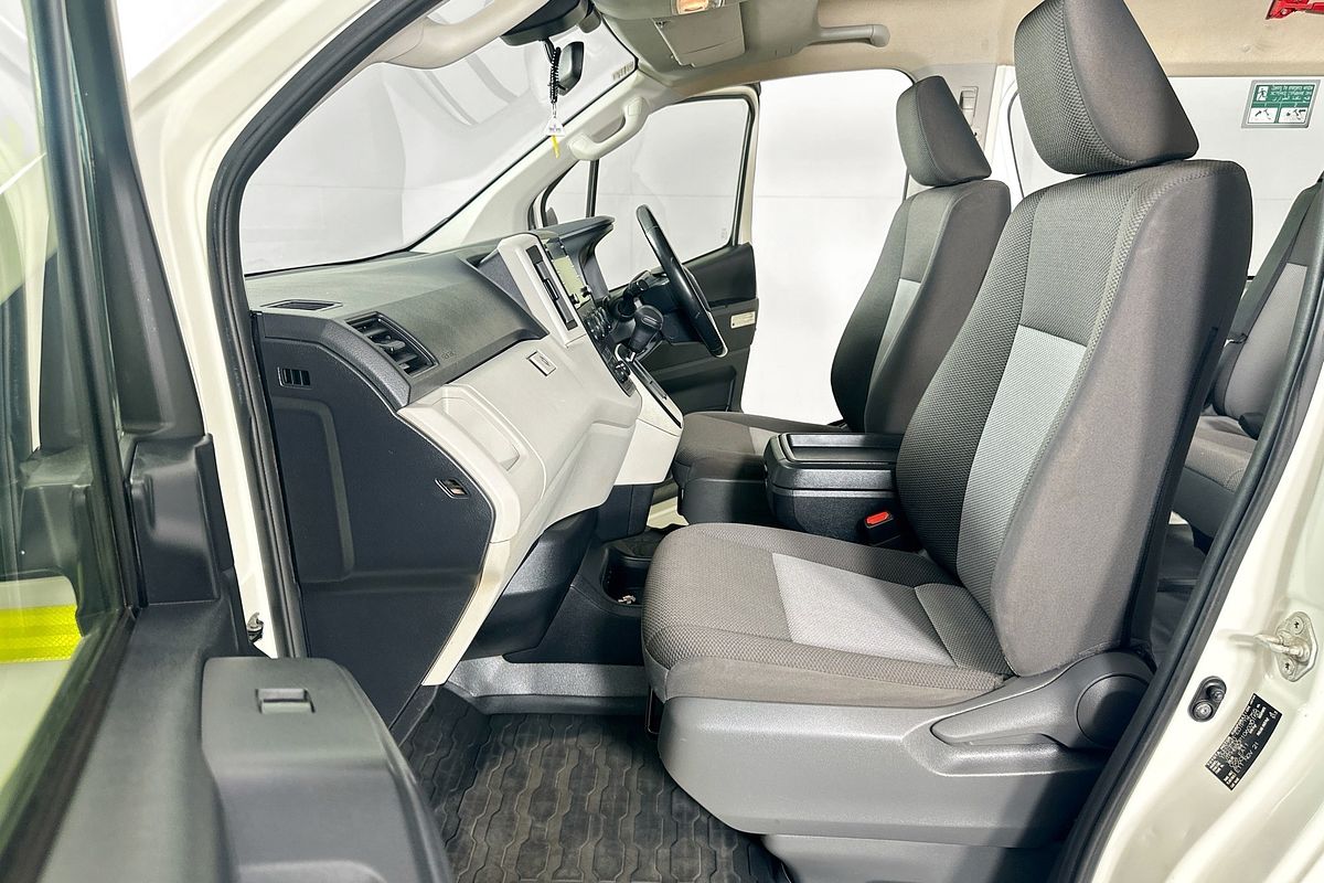 2021 Toyota Hiace SLWB COMMUTER (12 SEATS) GDH322R