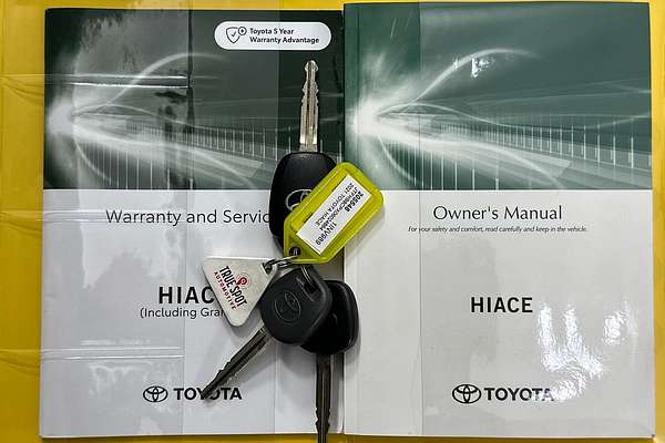 2021 Toyota HIACE SLWB COMMUTER (12 SEATS) GDH322R