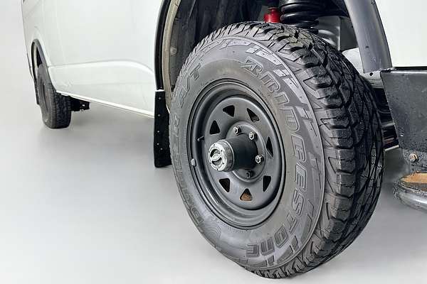 2018 Toyota Hiace COMMUTER KDH223R MY16