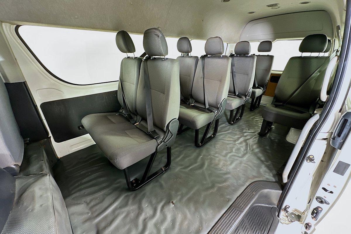 2018 Toyota Hiace Commuter KDH223R