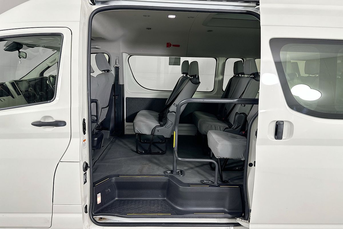 2021 Toyota HIACE SLWB COMMUTER (12 SEATS) GDH322R