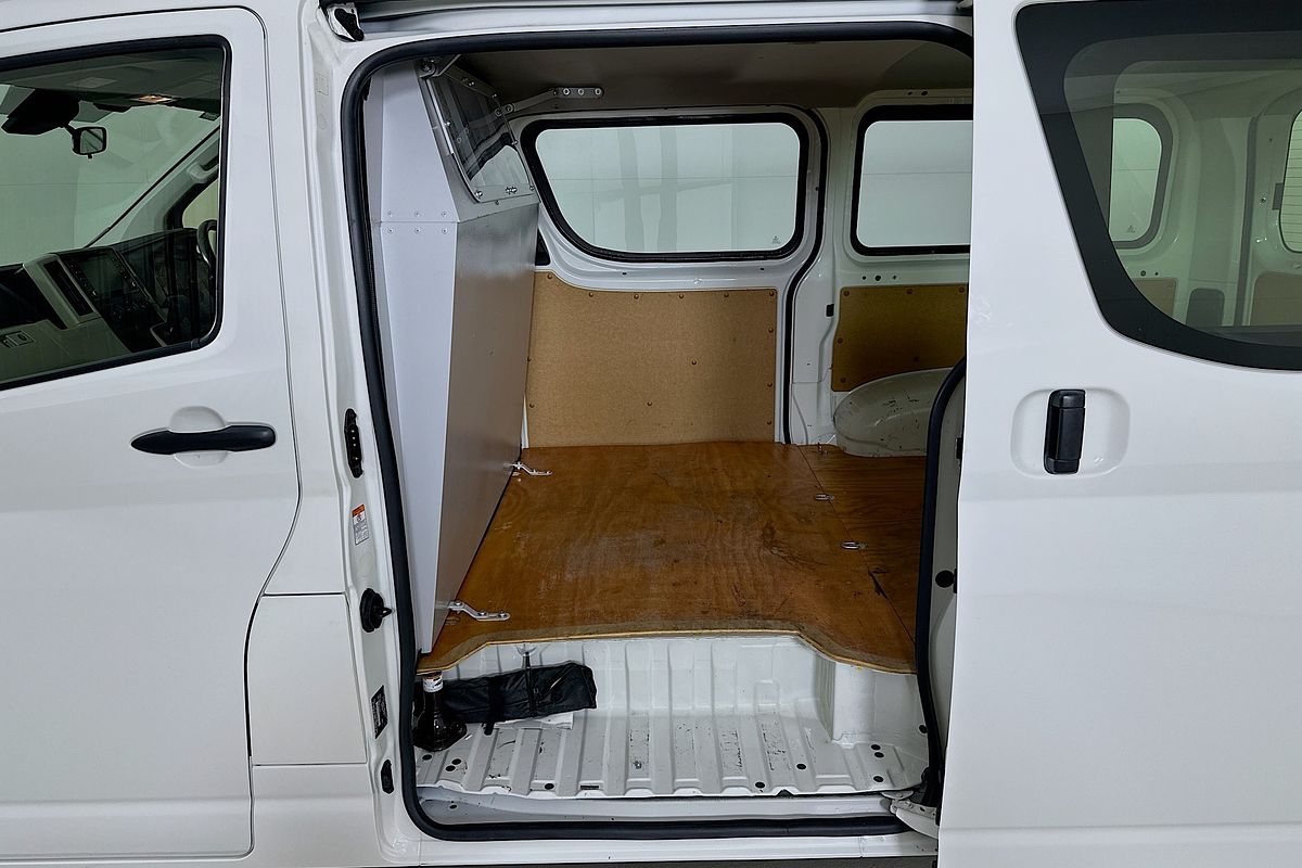 2020 Toyota HIACE LWB GDH300R LWB