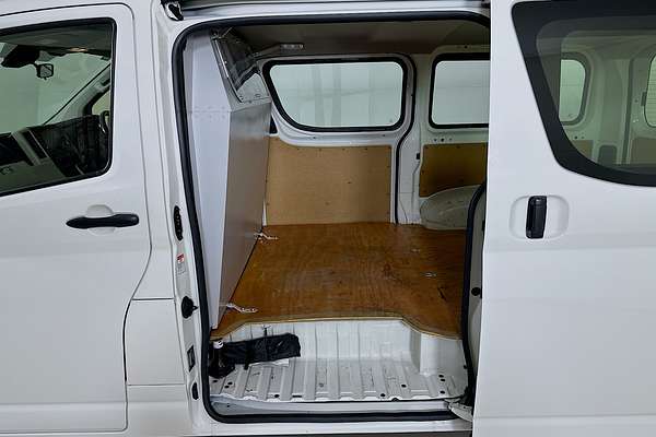 2020 Toyota HIACE LWB GDH300R LWB