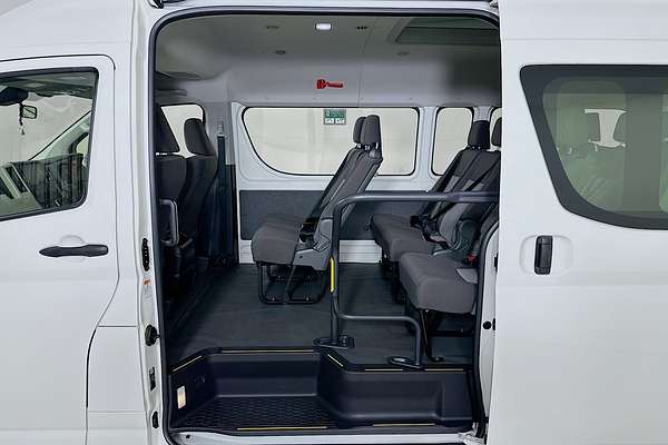 2022 Toyota Hiace SLWB COMMUTER (12 SEATS) GDH322R