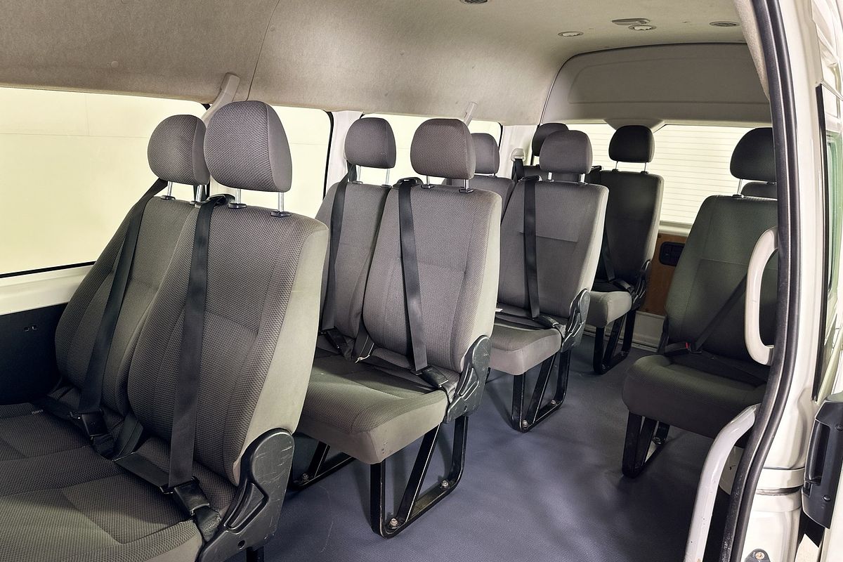 2018 Toyota Hiace COMMUTER (12 SEATS) KDH223R MY16