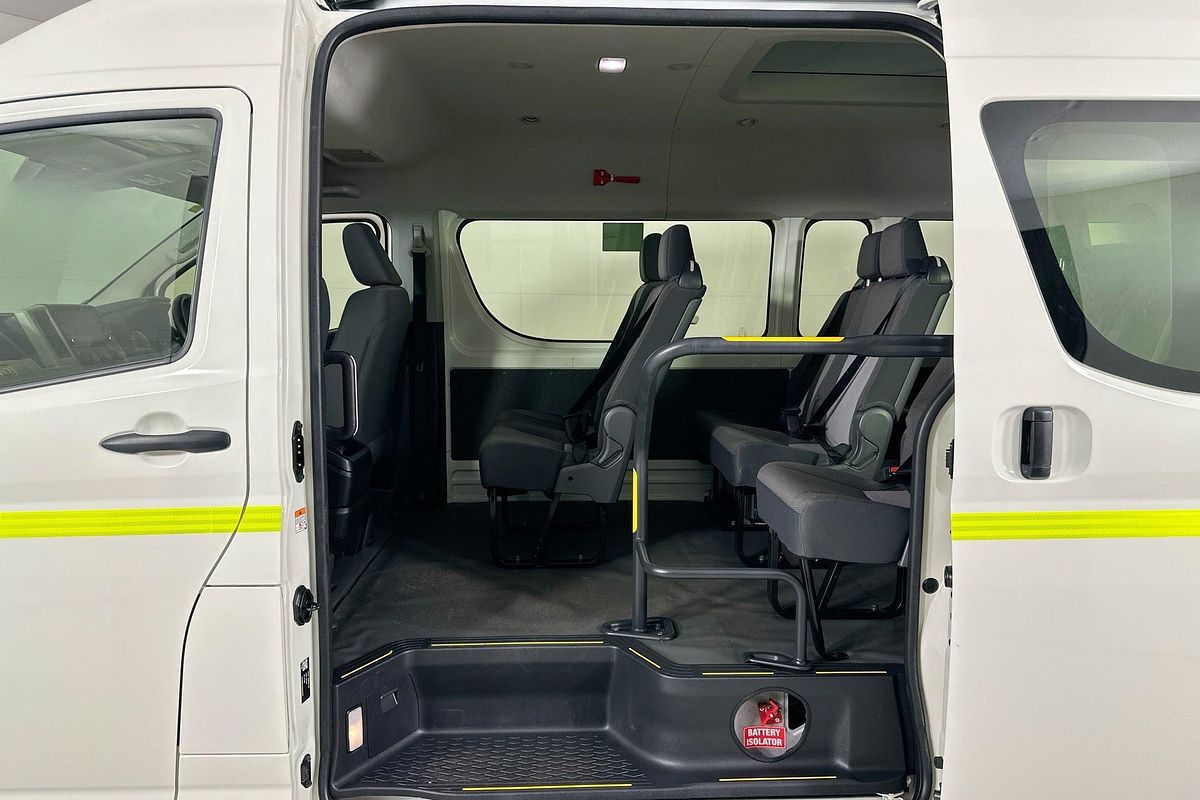 2023 Toyota Hiace SLWB COMMUTER (12 SEATS) GDH322R