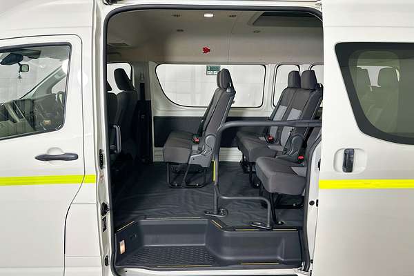 2021 Toyota Hiace SLWB COMMUTER (12 SEATS) GDH322R