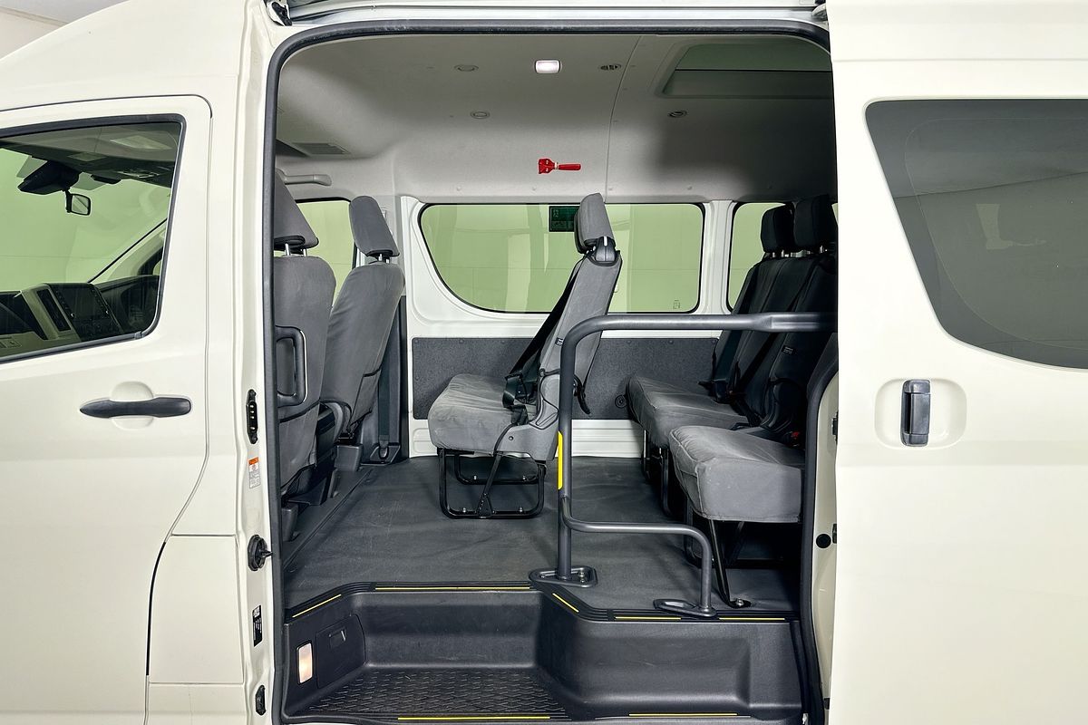 2022 Toyota Hiace SLWB COMMUTER (12 SEATS) GDH322R