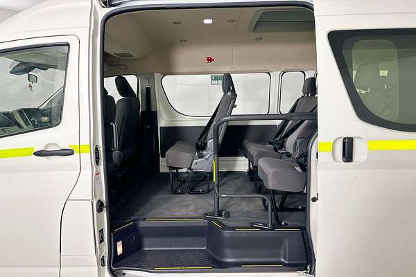 2020 Toyota Hiace COMMUTER (12 SEATS) GDH322R