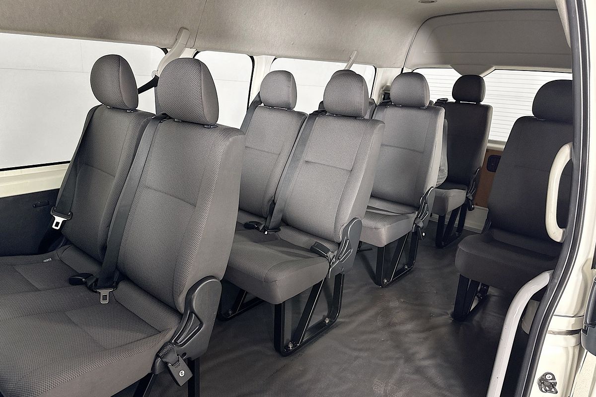 2018 Toyota Hiace COMMUTER (12 SEATS) KDH223R MY16