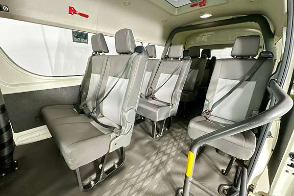 2021 Toyota Hiace SLWB COMMUTER (12 SEATS) GDH322R