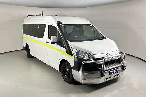 2021 Toyota HIACE SLWB COMMUTER (12 SEATS) GDH322R