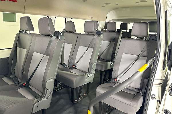 2019 Toyota Hiace COMMUTER (12 SEATS) GDH322R